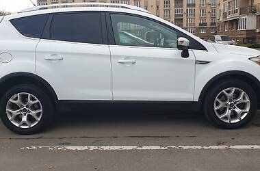 Внедорожник / Кроссовер Ford Kuga 2012 в Киеве