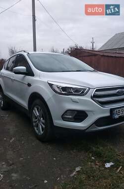 Внедорожник / Кроссовер Ford Kuga 2018 в Кодыме