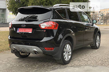 Внедорожник / Кроссовер Ford Kuga 2012 в 