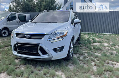 Внедорожник / Кроссовер Ford Kuga 2013 в Киеве