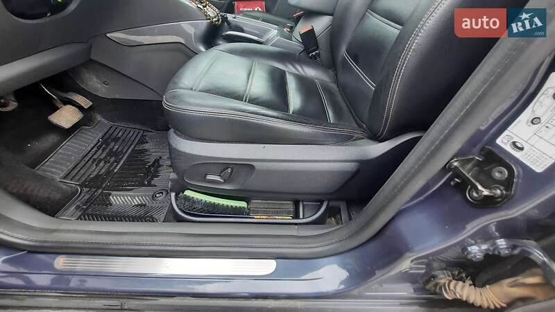 Внедорожник / Кроссовер Ford Kuga 2011 в Львове