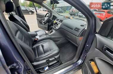 Внедорожник / Кроссовер Ford Kuga 2011 в 