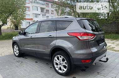 Внедорожник / Кроссовер Ford Kuga 2014 в Ивано-Франковске