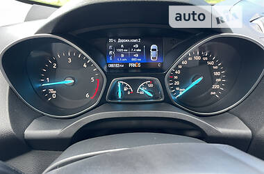 Внедорожник / Кроссовер Ford Kuga 2018 в 
