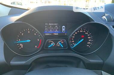 Внедорожник / Кроссовер Ford Kuga 2018 в 