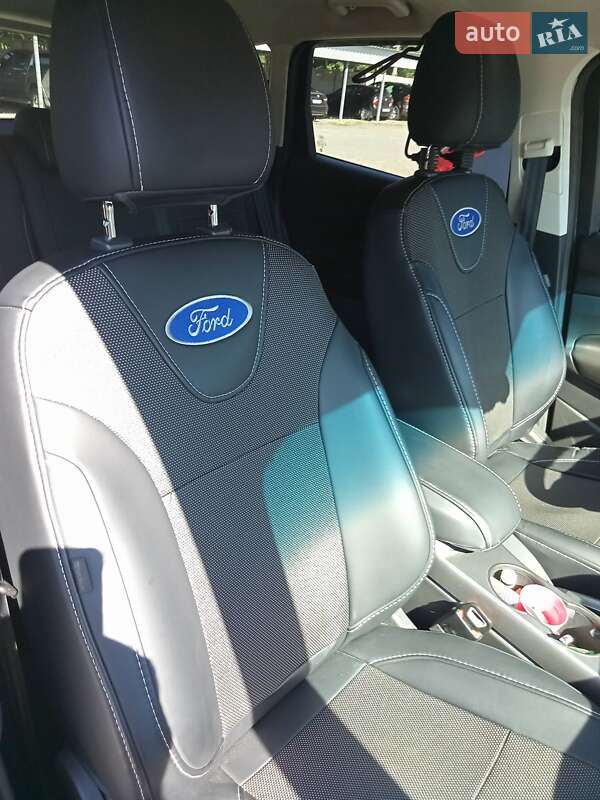 Внедорожник / Кроссовер Ford Kuga 2014 в Первомайске