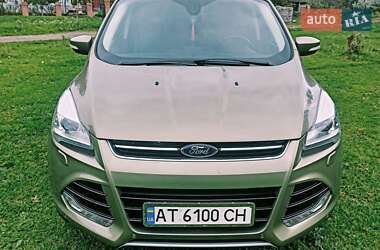 Внедорожник / Кроссовер Ford Kuga 2014 в 