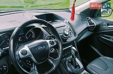 Внедорожник / Кроссовер Ford Kuga 2014 в 