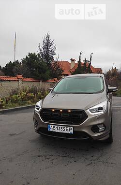 Позашляховик / Кросовер Ford Kuga 2019 в Вінниці