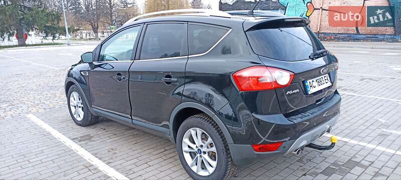 Позашляховик / Кросовер Ford Kuga 2011 в Луцьку