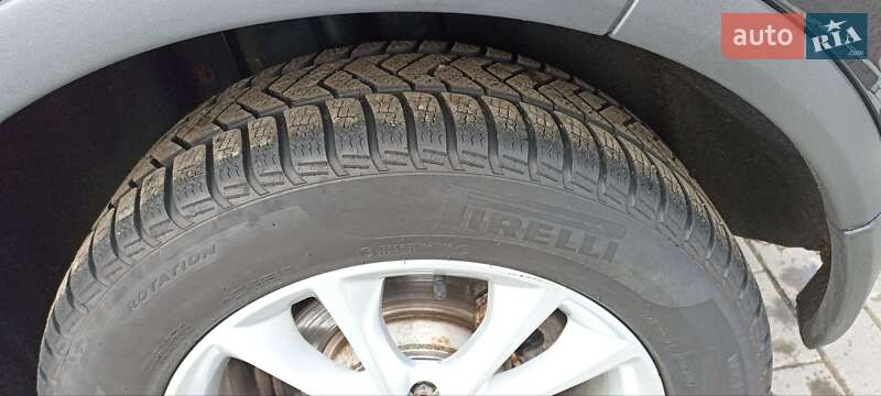 Позашляховик / Кросовер Ford Kuga 2011 в Луцьку