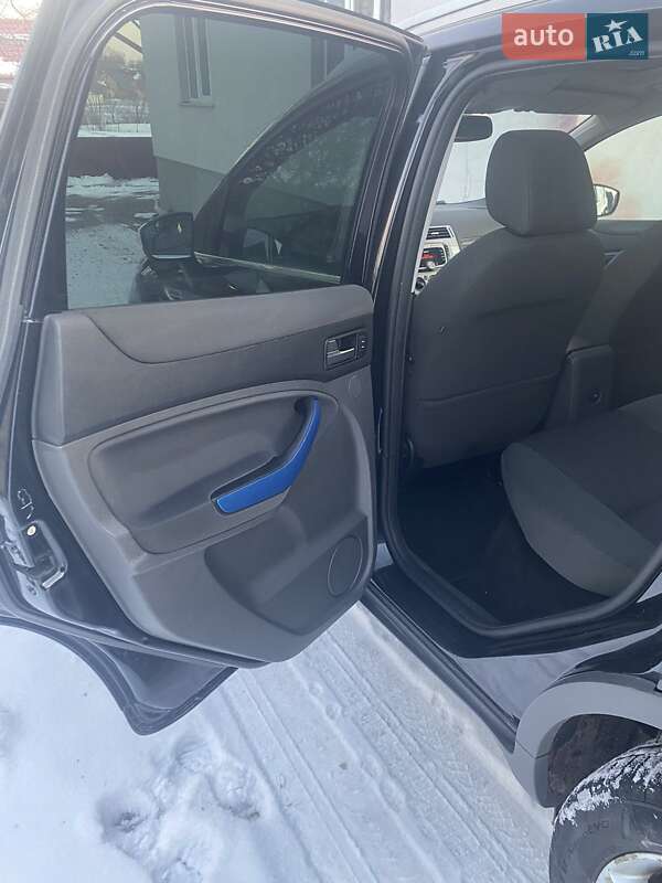 Внедорожник / Кроссовер Ford Kuga 2008 в Сокале