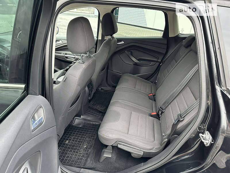 Внедорожник / Кроссовер Ford Kuga 2013 в Киеве