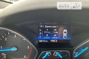 Внедорожник / Кроссовер Ford Kuga 2017 в 
