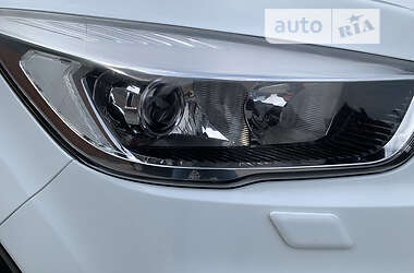 Внедорожник / Кроссовер Ford Kuga 2017 в 