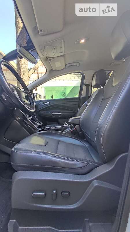 Внедорожник / Кроссовер Ford Kuga 2015 в Житомире