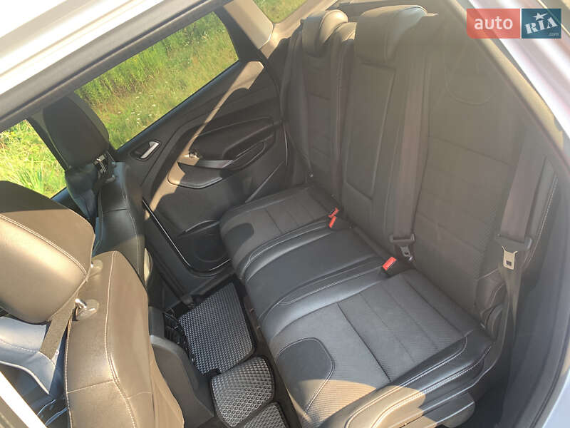 Позашляховик / Кросовер Ford Kuga 2013 в Новояворівську