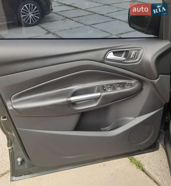 Внедорожник / Кроссовер Ford Kuga 2017 в Хмельницком фото 26 Внедорожник / Кроссовер Ford Kuga 2017 в Хмельницком