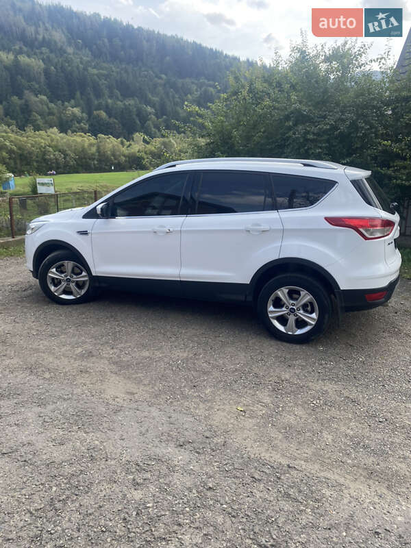 Позашляховик / Кросовер Ford Kuga 2013 в Львові