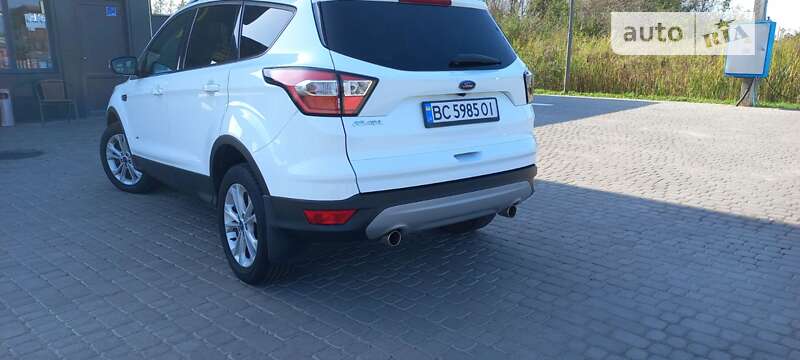Внедорожник / Кроссовер Ford Kuga 2017 в Жовкве