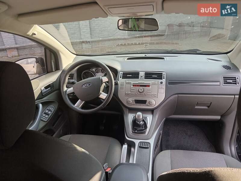 Внедорожник / Кроссовер Ford Kuga 2011 в Сумах