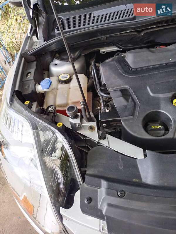 Внедорожник / Кроссовер Ford Kuga 2011 в Измаиле