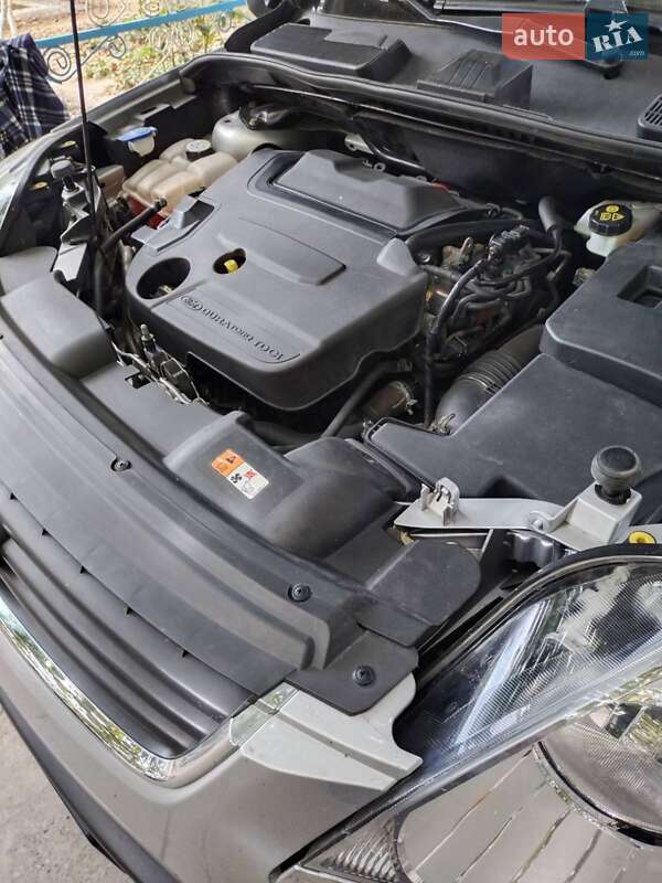 Внедорожник / Кроссовер Ford Kuga 2011 в Измаиле