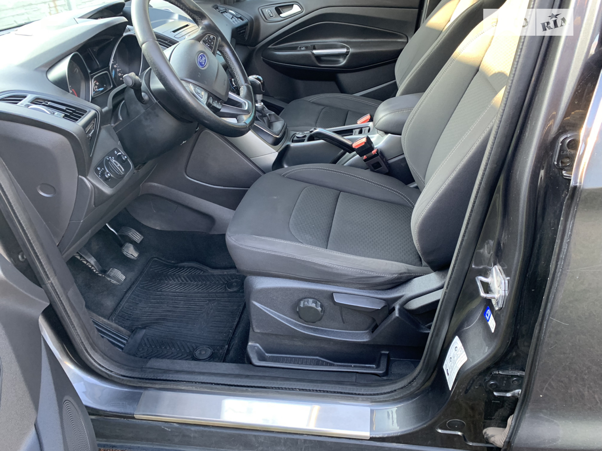 2017 Ford Kuga - мініатюра 11