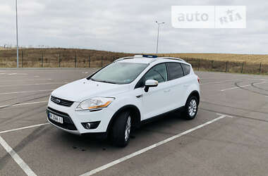 Внедорожник / Кроссовер Ford Kuga 2011 в Ровно