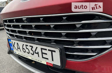 Позашляховик / Кросовер Ford Kuga 2020 в 