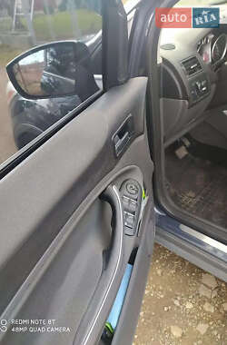 Внедорожник / Кроссовер Ford Kuga 2011 в 