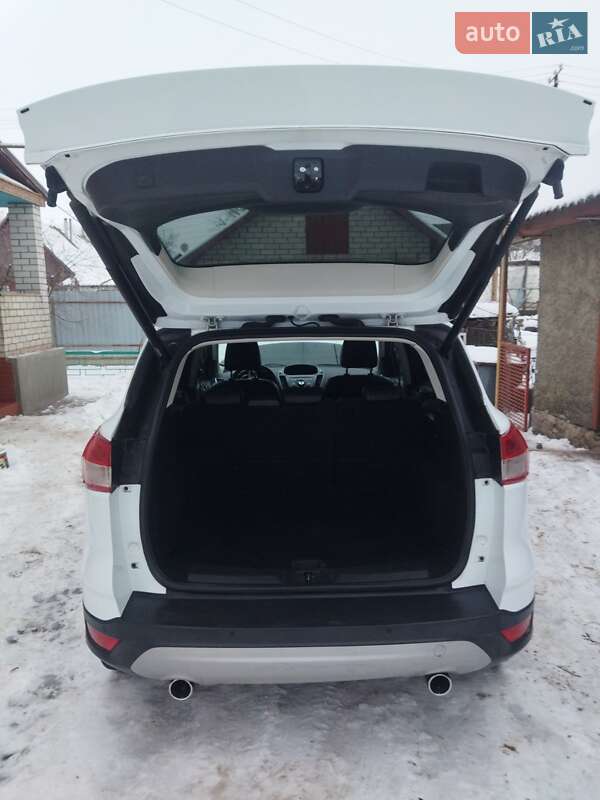 Внедорожник / Кроссовер Ford Kuga 2013 в Звягеле фото 7 Внедорожник / Кроссовер Ford Kuga 2013 в Звягеле