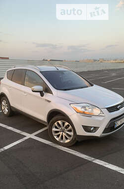 Внедорожник / Кроссовер Ford Kuga 2010 в Львове