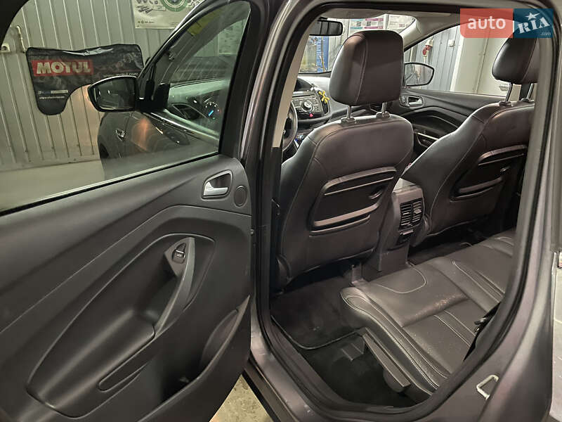 Внедорожник / Кроссовер Ford Kuga 2013 в Чернигове фото 9 Внедорожник / Кроссовер Ford Kuga 2013 в Чернигове