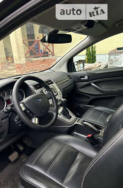 Внедорожник / Кроссовер Ford Kuga 2011 в 