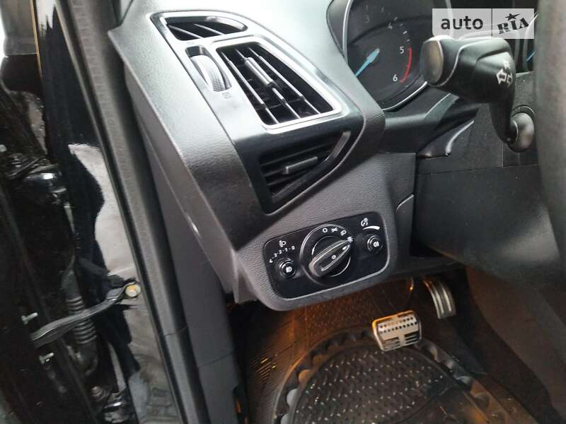 Позашляховик / Кросовер Ford Kuga 2017 в Рівному