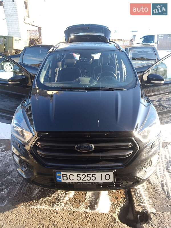 Внедорожник / Кроссовер Ford Kuga 2018 в Турке