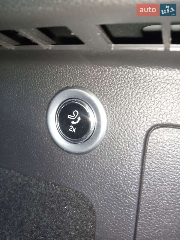 Внедорожник / Кроссовер Ford Kuga 2018 в Турке