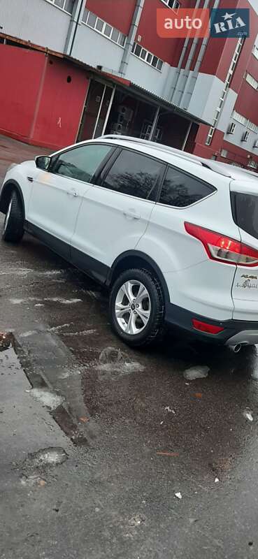 Внедорожник / Кроссовер Ford Kuga 2016 в Кременчуге