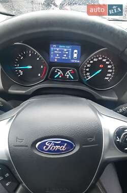 Внедорожник / Кроссовер Ford Kuga 2016 в Кременчуге