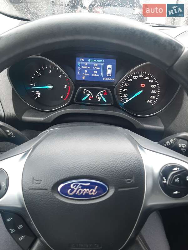 Внедорожник / Кроссовер Ford Kuga 2016 в Кременчуге