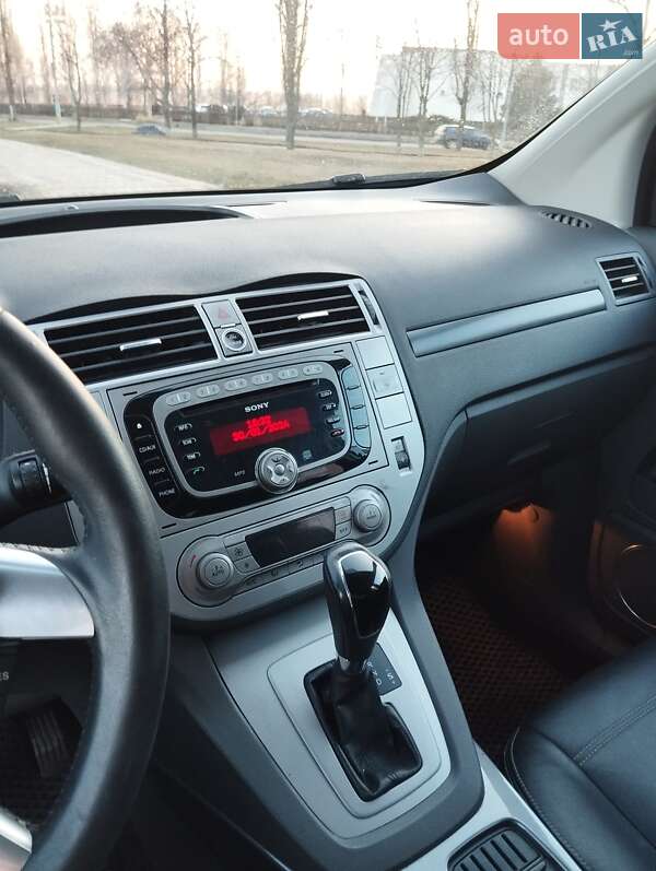 Внедорожник / Кроссовер Ford Kuga 2010 в Южноукраинске