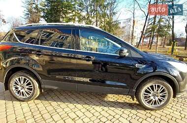 Внедорожник / Кроссовер Ford Kuga 2013 в 