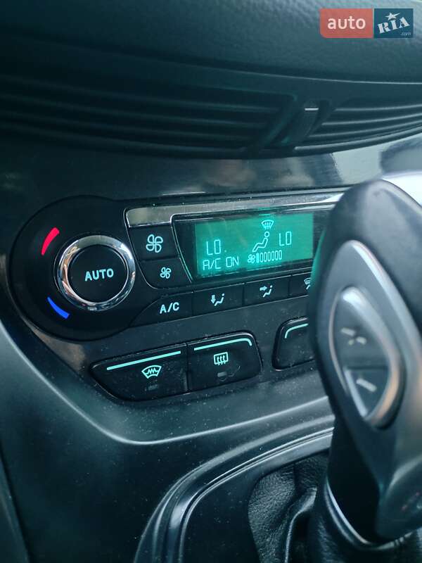 Внедорожник / Кроссовер Ford Kuga 2013 в Шептицькому