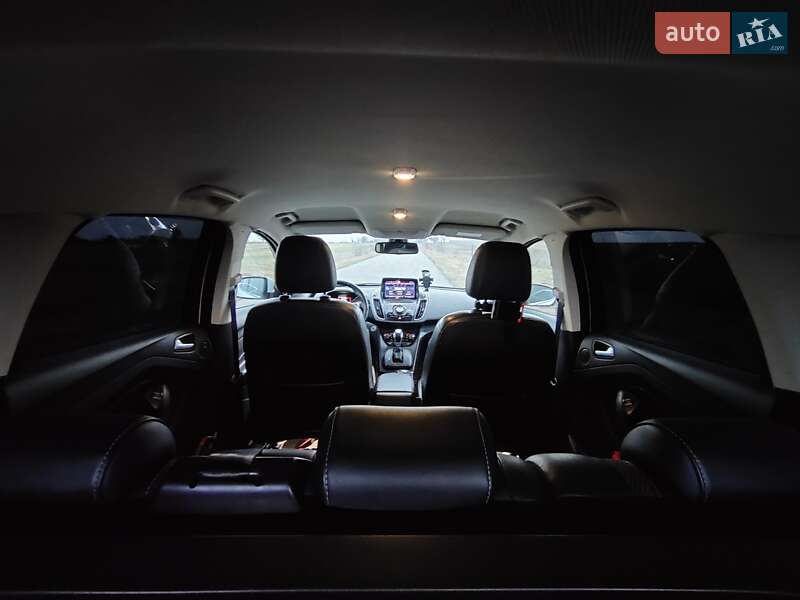 Внедорожник / Кроссовер Ford Kuga 2013 в Шептицькому