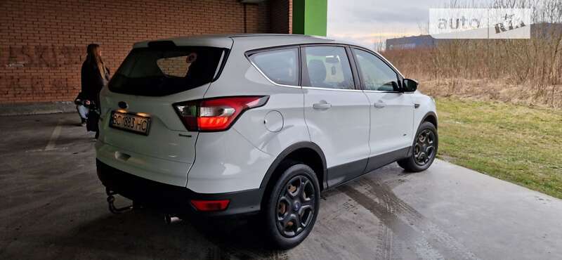 Позашляховик / Кросовер Ford Kuga 2017 в Львові фото 7 Позашляховик / Кросовер Ford Kuga 2017 в Львові