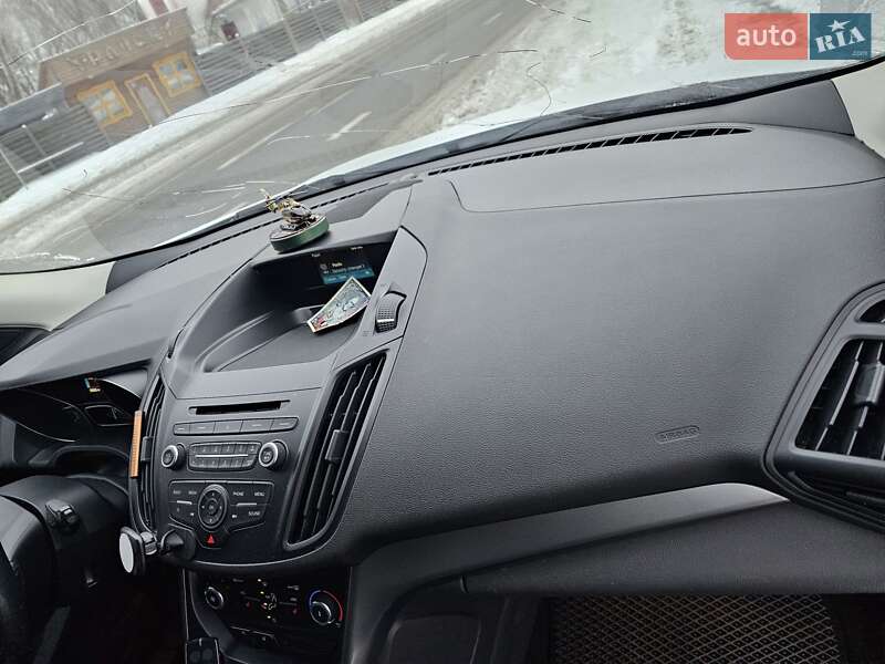 Позашляховик / Кросовер Ford Kuga 2019 в Овручі