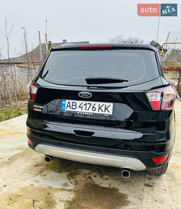 Внедорожник / Кроссовер Ford Kuga 2018 в Томашполе