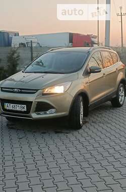 Позашляховик / Кросовер Ford Kuga 2013 в Івано-Франківську