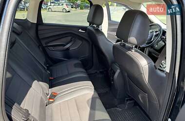 Внедорожник / Кроссовер Ford Kuga 2014 в 